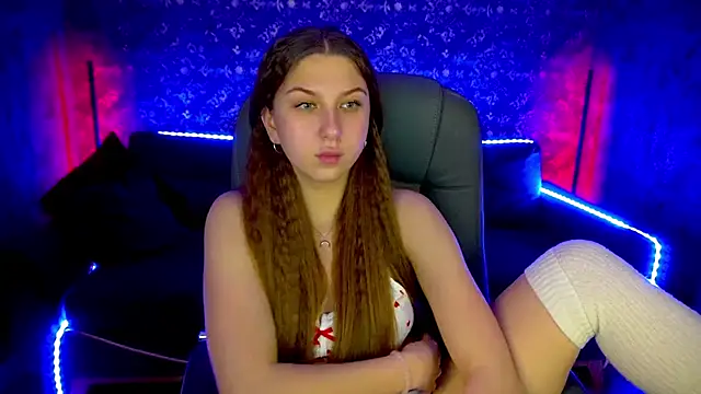 AureliaBliss  online show from January 28, 2025, 11:17 pm