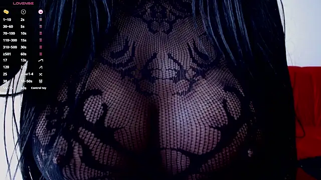 Snapshot of willow_boobs chatting on February 4, 2025, 10:24 pm willow boobs online show from February 4, 2025, 10:24 pm