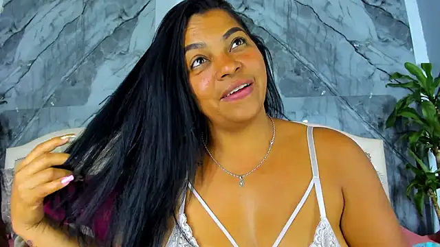 Brunette Scarleth09 online show from January 25, 2025, 6:13 pm
