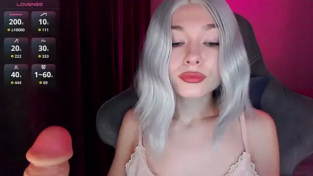 Ohmy Nora  online show from March 31, 2026, 10:54 pm