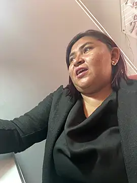 KarlaWild online show from February 7, 2025, 6:24 pm