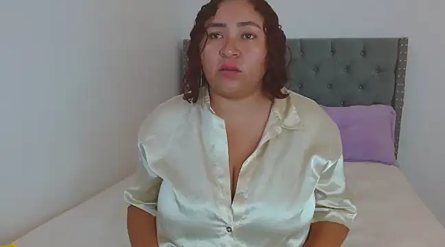 KarlaWild online show from March 6, 2025, 6:26 pm