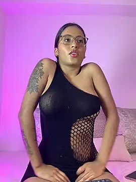 Snapshot of genesissara chatting on March 5, 2025, 1:06 pm genesissara online show from March 5, 2025, 1:06 pm