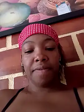 ValkiriaContee online show from November 8, 2025, 7:34 pm