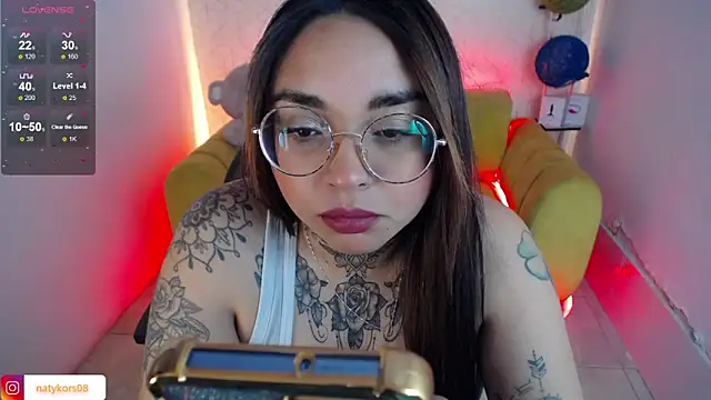 Snapshot of natyk_m chatting on January 30, 2025, 4:24 pm natyk m online show from January 30, 2025, 4:24 pm