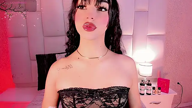 Angeles Busst online show from February 24, 2026, 8:29 pm