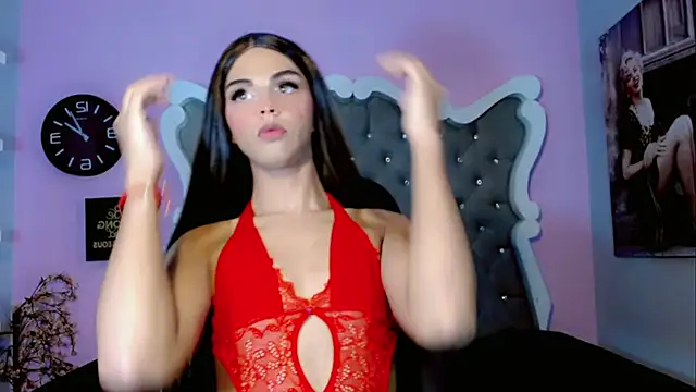 Snapshot of CamiiGarcia chatting on February 12, 2025, 11:29 am CamiiGarcia online show from February 12, 2025, 11:29 am