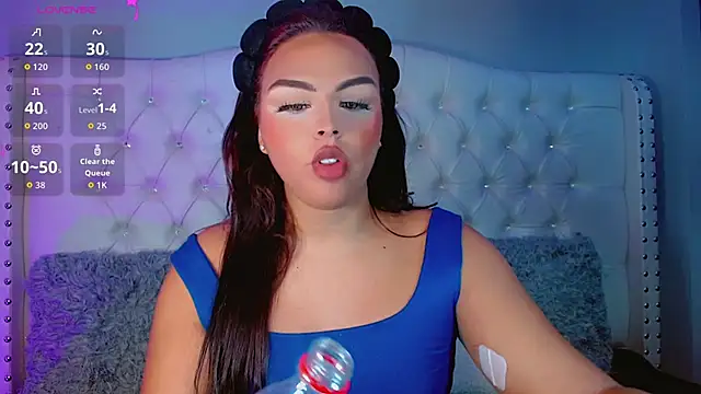 Snapshot of CamiiGarcia chatting on September 30, 2025, 8:03 pm CamiiGarcia online show from September 30, 2025, 8:03 pm