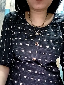 cute IndianBabe online show from April 5, 2026, 1:25 am