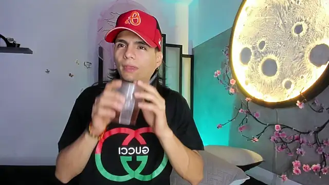 Martshall09 online show from April 7, 2026, 4:35 am