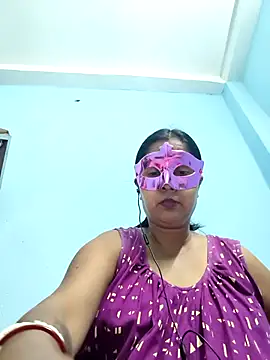 Snapshot of mahi43 chatting on February 20, 2025, 5:18 pm mahi43 online show from February 20, 2025, 5:18 pm