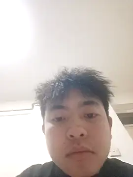 zxc78911 online show from February 23, 2026, 4:04 pm