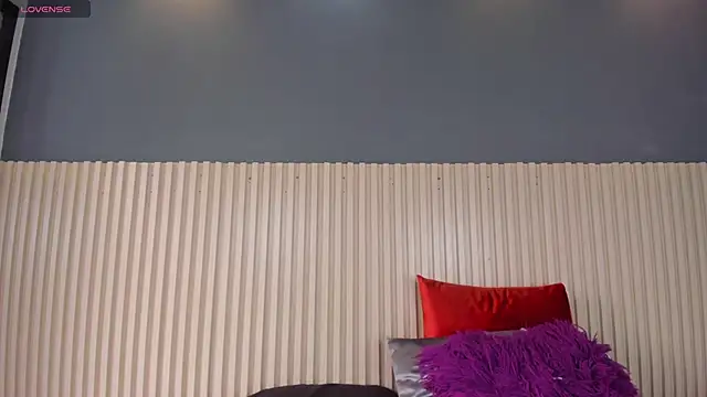 Madeline Cooper08 online show from February 11, 2025, 8:20 pm