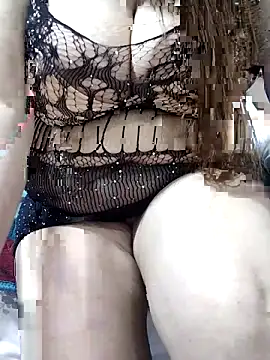 Moza-masriya5 online show from March 28, 2026, 7:46 pm