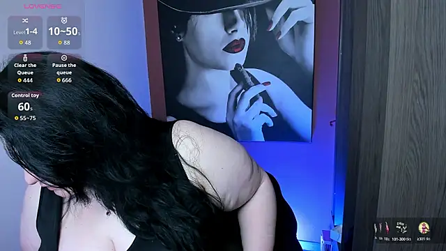 Snapshot of QueenOfHaze chatting on February 2, 2026, 7:18 am QueenOfHaze online show from February 2, 2026, 7:18 am