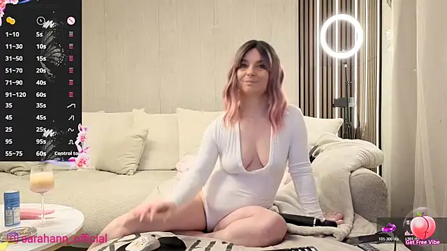 Snapshot of SarahAnnXXX chatting on March 1, 2026, 12:01 am SarahAnnXXX online show from March 1, 2026, 12:01 am