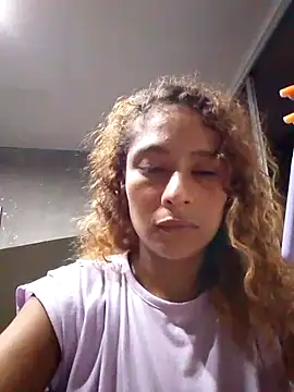 Zoedaniels online show from March 22, 2025, 4:35 am