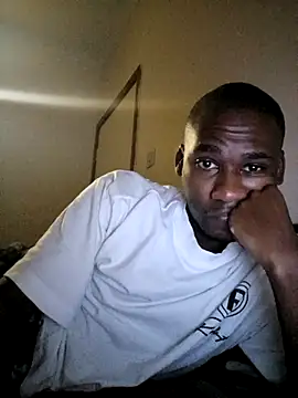 Snapshot of babyboy_tee chatting on September 28, 2025, 10:37 pm babyboy tee online show from September 28, 2025, 10:37 pm