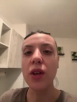 bunnythetailor online show from January 28, 2025, 5:35 pm