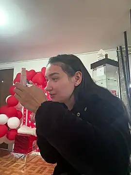 Snapshot of Sofii_cutee chatting on February 17, 2025, 1:53 pm Sofii cutee online show from February 17, 2025, 1:53 pm