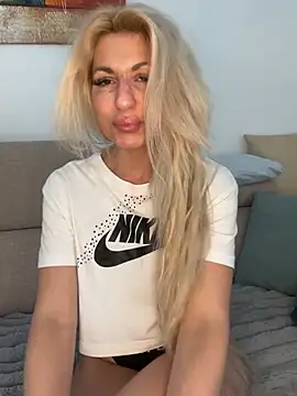 BabyBell69 online show from March 6, 2025, 3:35 pm