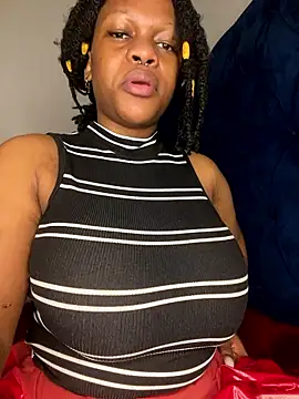 Boneca25 online show from January 14, 2026, 11:05 am