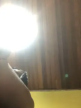 indiazinha69  online show from March 7, 2026, 10:29 pm