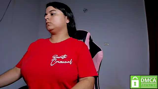 Snapshot of Little_Shaara chatting on November 3, 2025, 8:43 pm Little Shaara online show from November 3, 2025, 8:43 pm