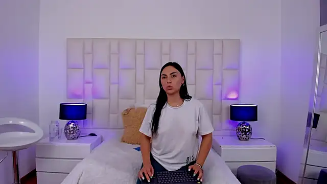 Ariana rouse online show from February 7, 2025, 1:47 am