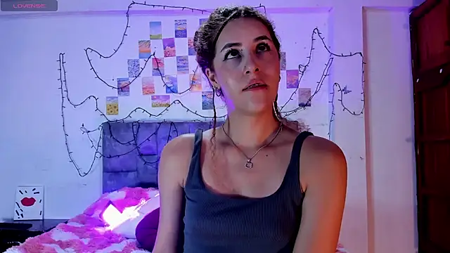 Isangel  online show from April 23, 2026, 2:35 am