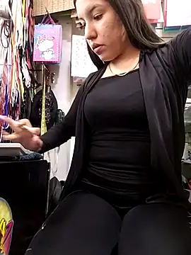 samathasexx online show from March 11, 2025, 9:59 pm