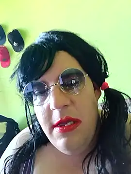 Adrianka online show from May 18, 2026, 7:36 am