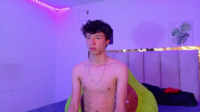 Juanmres online show from May 28, 2026, 5:32 pm