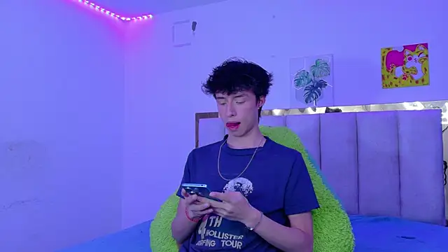 Juanmres online show from June 1, 2026, 7:26 pm