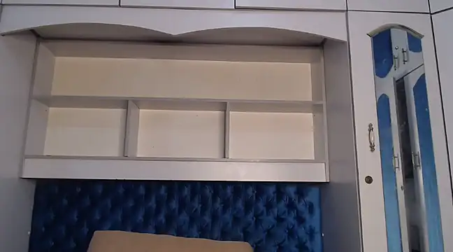 Snapshot of YoungDiva69 chatting on March 10, 2025, 9:32 am YoungDiva69 online show from March 10, 2025, 9:32 am