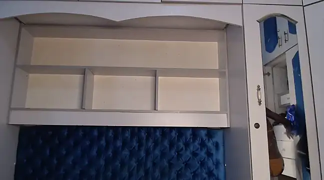 Snapshot of YoungDiva69 chatting on March 14, 2025, 9:57 am YoungDiva69 online show from March 14, 2025, 9:57 am