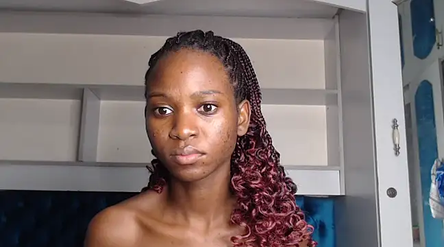 Snapshot of YoungDiva69 chatting on March 14, 2025, 9:00 pm YoungDiva69 online show from March 14, 2025, 9:00 pm