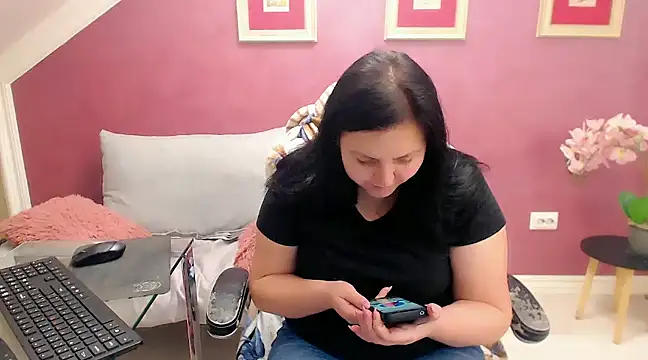 Wetandnaughtyxx online show from February 20, 2025, 7:23 am