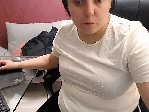 Wetandnaughtyxx online show from March 19, 2025, 8:55 am