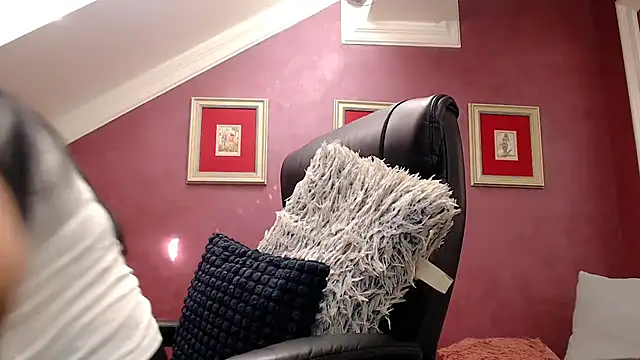 Wetandnaughtyxx online show from September 16, 2025, 9:21 am