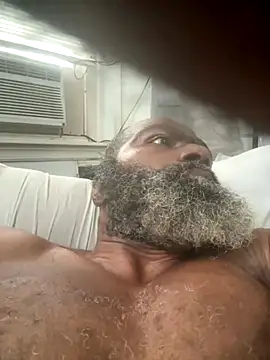 shavez5888 online show from November 3, 2025, 3:13 pm