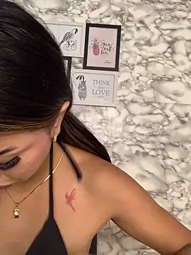 Miss karol online show from April 4, 2026, 5:32 pm