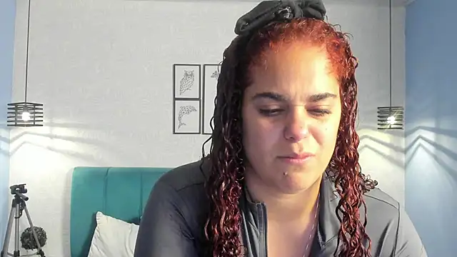 ninna curly online show from February 23, 2026, 3:26 am