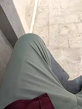 Snapshot of xmanrawan2 chatting on February 11, 2025, 10:15 am xmanrawan2 online show from February 11, 2025, 10:15 am