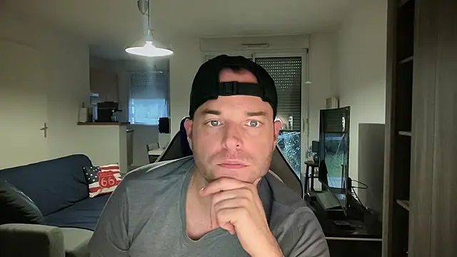 Snapshot of Funnyjul31 chatting on January 26, 2025, 4:20 pm Funnyjul31 online show from January 26, 2025, 4:20 pm