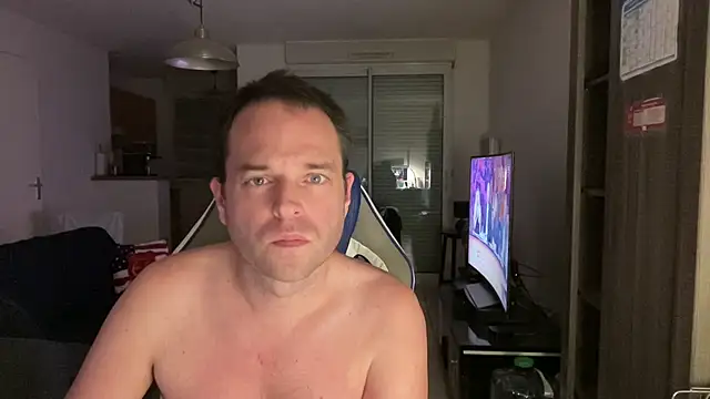 Snapshot of Funnyjul31 chatting on March 3, 2025, 6:33 pm Funnyjul31 online show from March 3, 2025, 6:33 pm