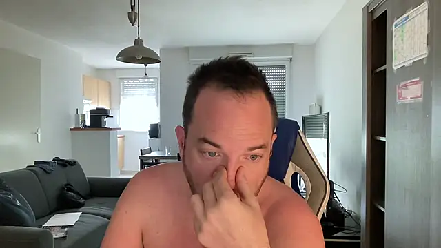 Snapshot of Funnyjul31 chatting on March 15, 2025, 9:41 am Funnyjul31 online show from March 15, 2025, 9:41 am