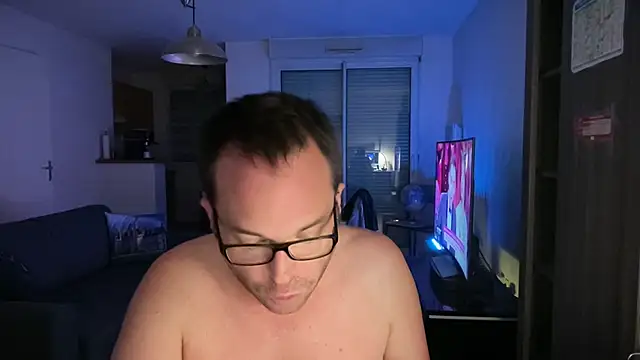 Snapshot of Funnyjul31 chatting on September 24, 2025, 6:22 pm Funnyjul31 online show from September 24, 2025, 6:22 pm