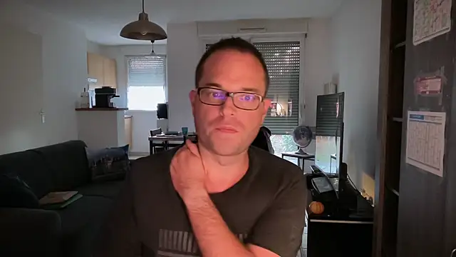 Snapshot of Funnyjul31 chatting on October 13, 2025, 4:51 pm Funnyjul31 online show from October 13, 2025, 4:51 pm