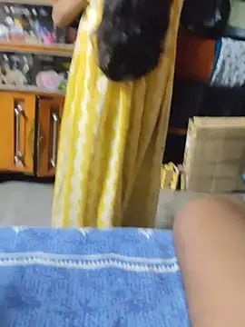 Snapshot of birds0641 chatting on October 28, 2025, 5:59 pm birds0641 online show from October 28, 2025, 5:59 pm